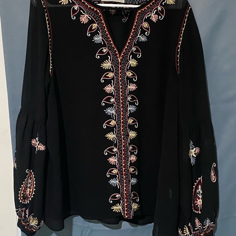 Love Sam women’s blouse